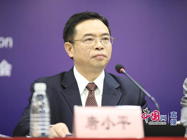 做爱片广州市卫生计生委主任唐小平.jpg